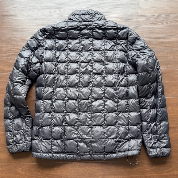 The North Face Men’s Thermoball Black Puffer Jacket - Picture 7 of 9